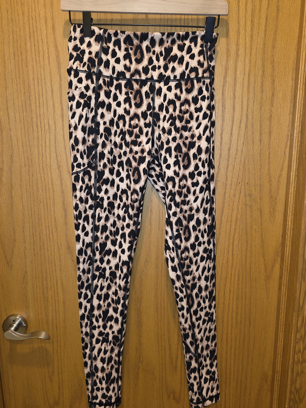 Victoria's Secret Leopard Print Leggings in Beige and Black